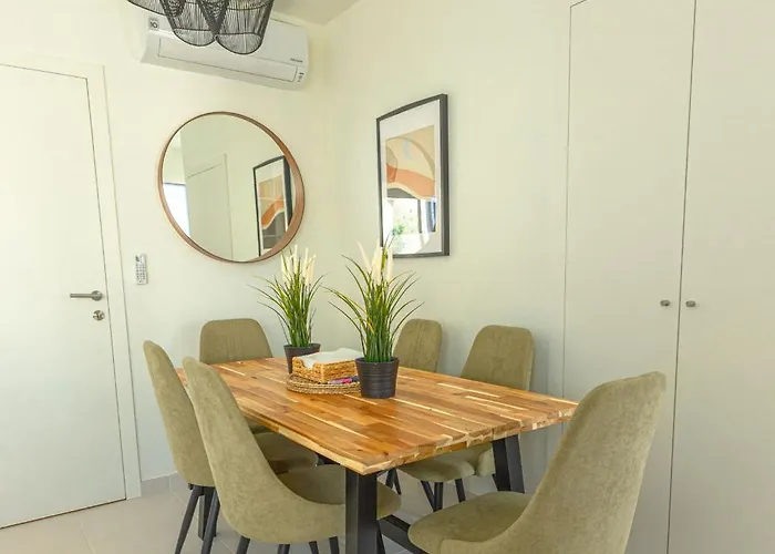 Casas Do Fi Piscina Privativa - T3