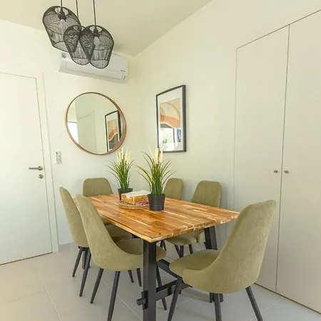 Casas Do Fi Piscina Privativa - T3