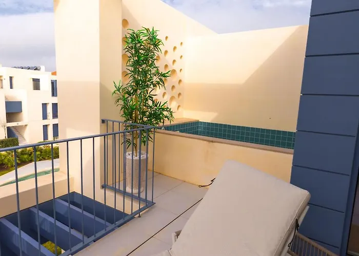 Casas Do Fi Piscina Privativa - T3