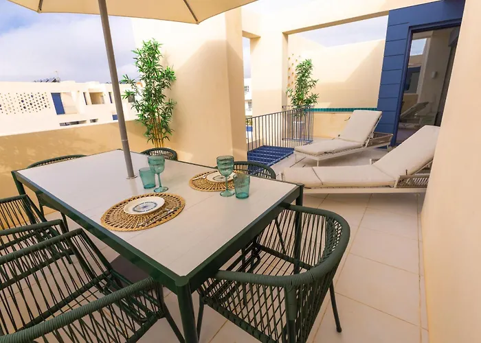 アパート Casas Do Fi Piscina Privativa - T3 タヴィラ